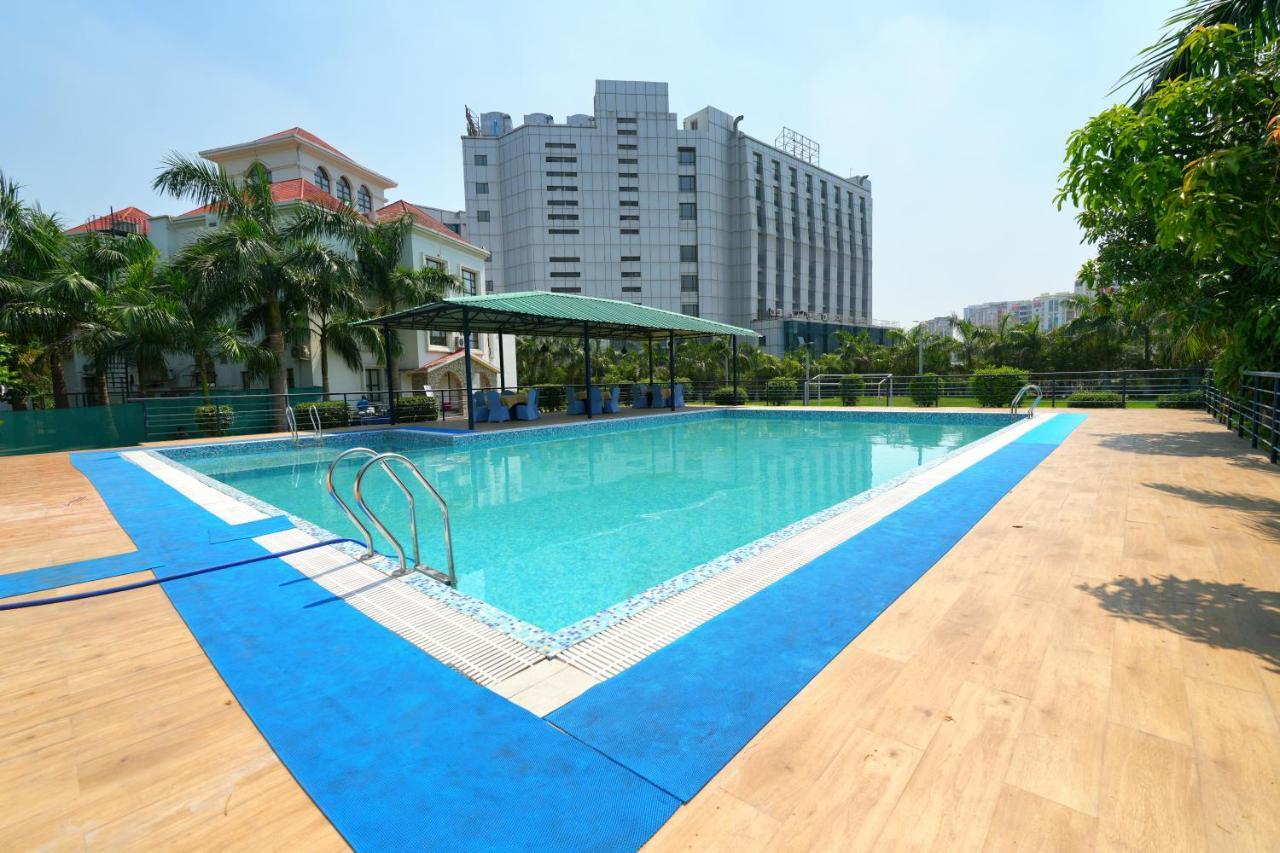 Aristocrat Hotel Kolkata Exterior photo