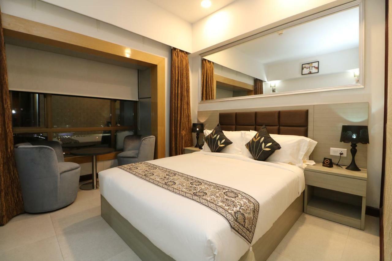 Aristocrat Hotel Kolkata Exterior photo